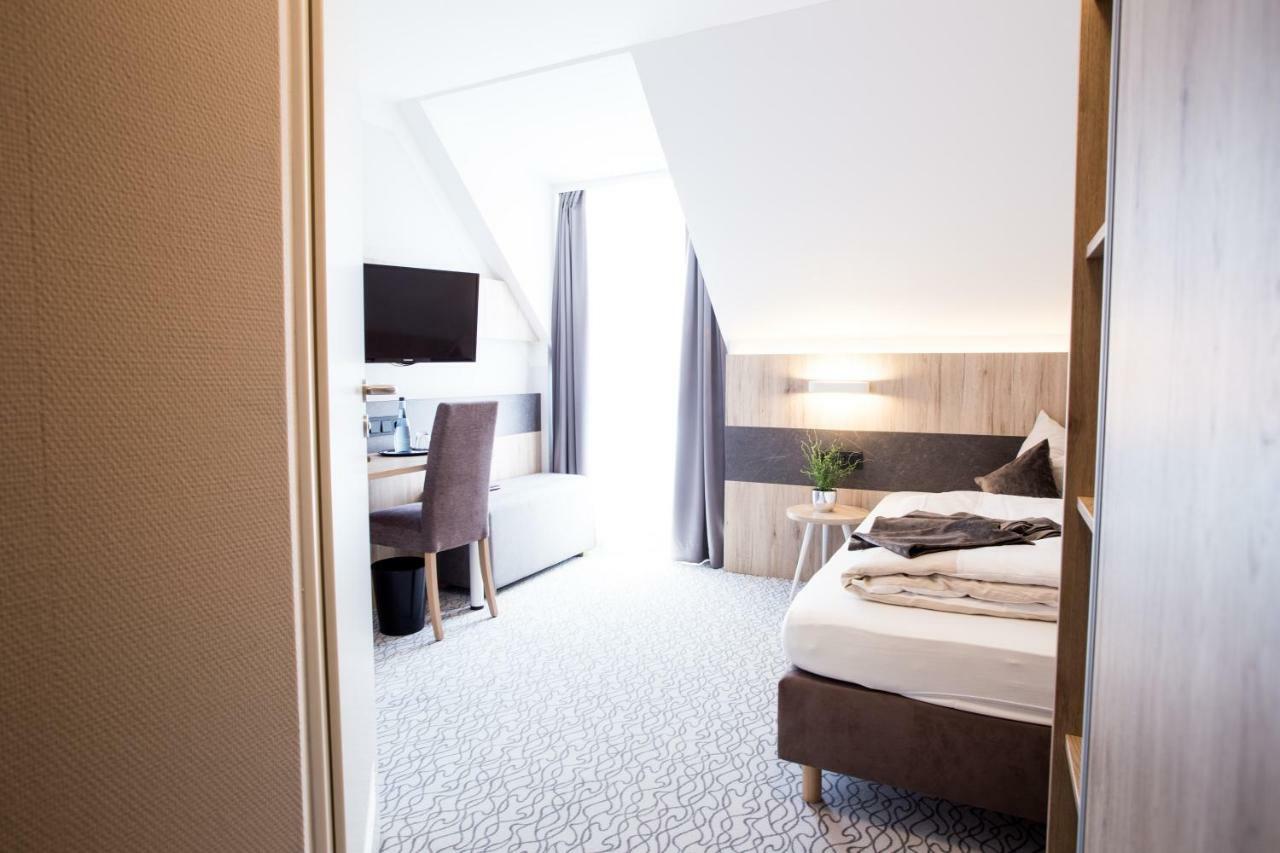 Amtsstueble Hotel & Restaurant Mosbach  Dış mekan fotoğraf