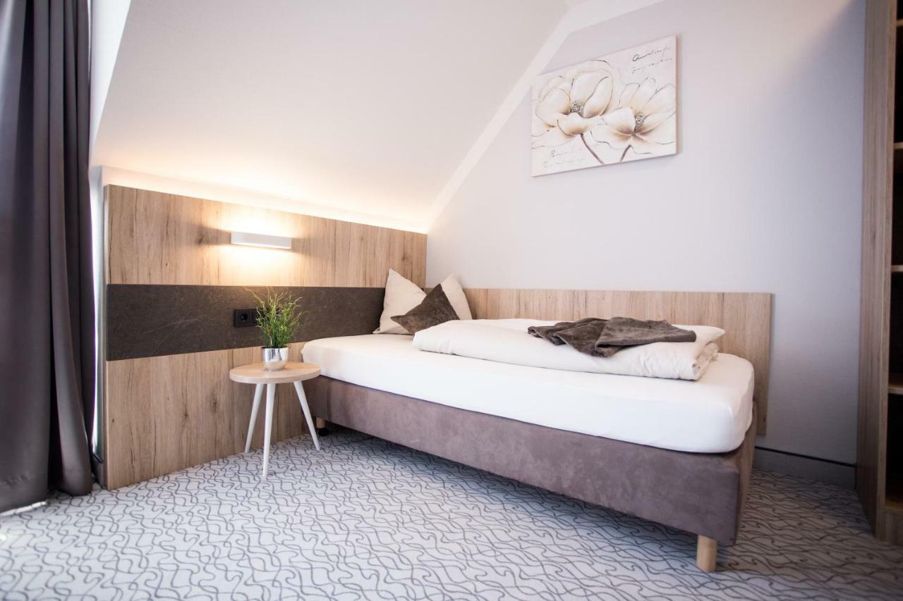 Amtsstueble Hotel & Restaurant Mosbach  Dış mekan fotoğraf